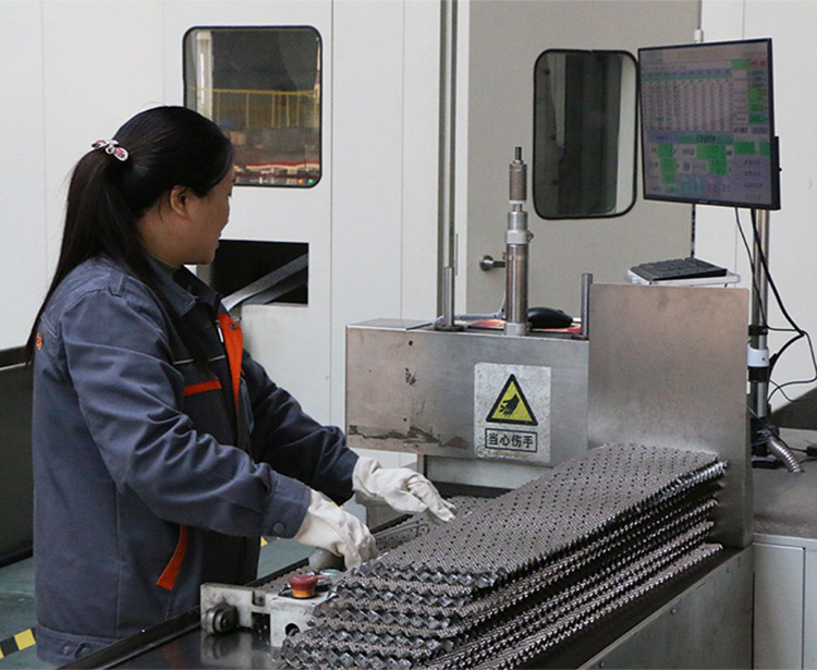 How to Choose Distillation Column Packing: 5 Factors